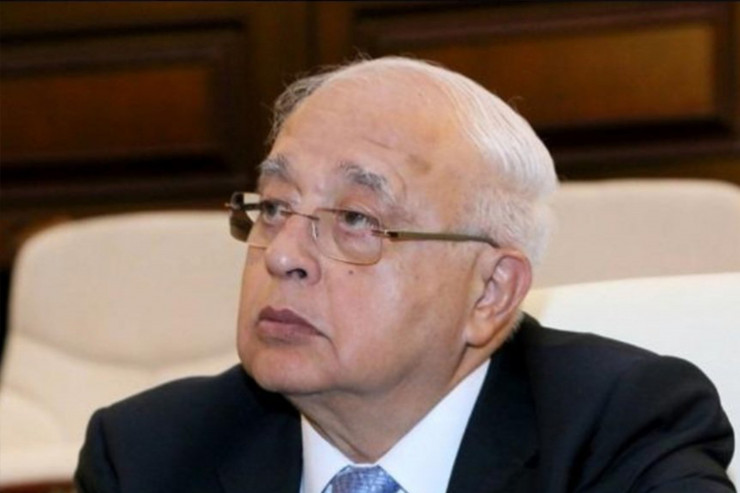 Baş nazirin sabiq müavini, Azərbaycan Yazıçılar Birliyinin üzvü, Azərbaycan Respublikasının xalq yazıçısı Elçin Əfəndiyev