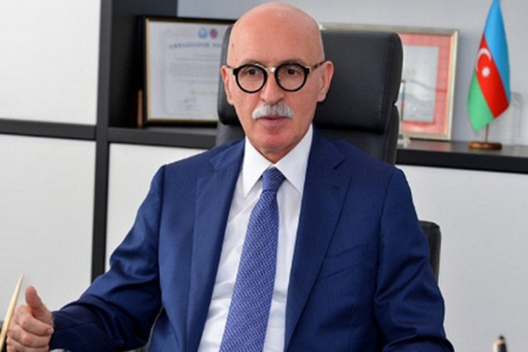 Təhsil nazirinin müavini Firudin Qurbanov