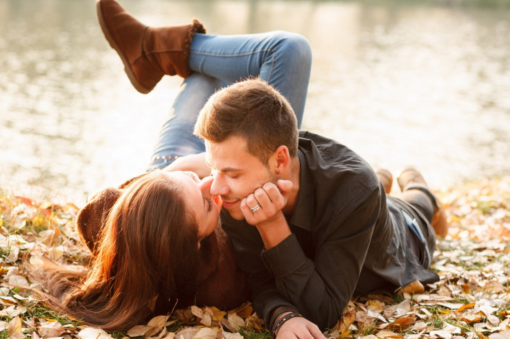 Kişilərin qadınlarda sevdiyi 5 "QÜSUR" 