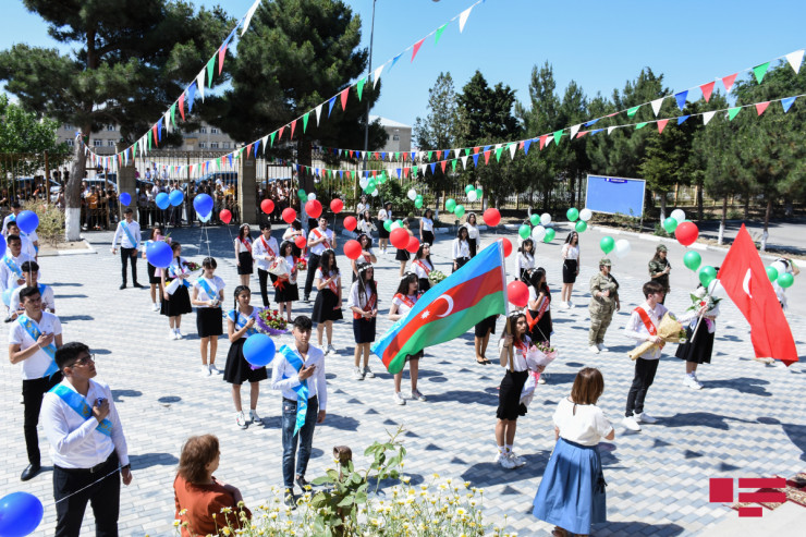 Sabah məktəblərdə "İLK ZƏNG"  tədbirləri keçiriləcək? - RƏSMİ CAVAB 