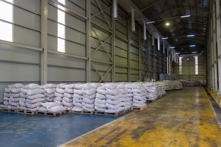 Broyler anbarından 50 min manatlıq YEM OĞURLANDI 