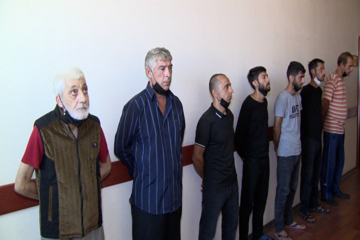 Saxlanılan şəxslər