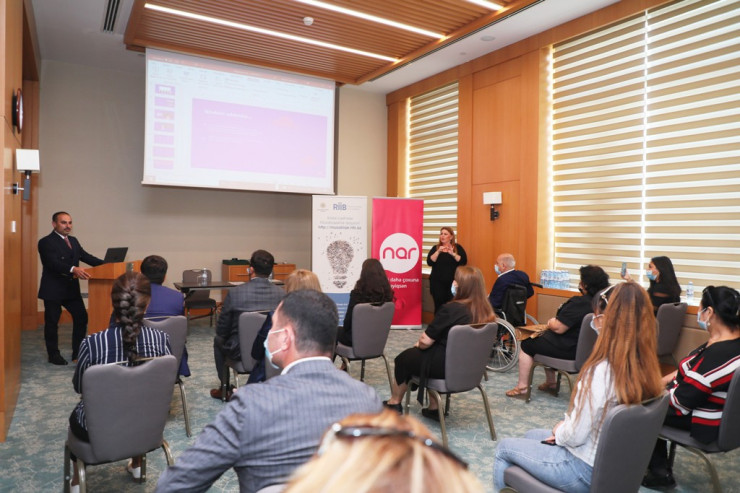 Azərbaycanda ilk elektron jest dili lüğəti hazırlandı -FOTO 