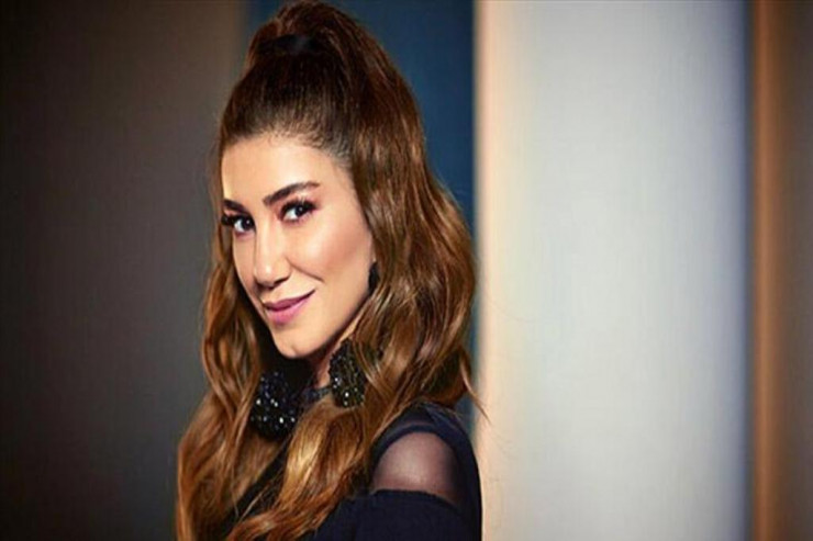 Müğənni Nadidə Sultan