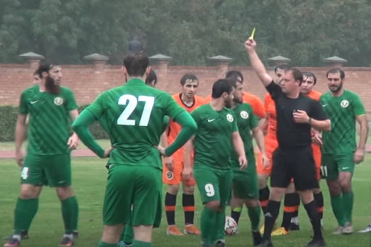 Oyundan sonra hakimləri döyən futbolçulara ağır cəza