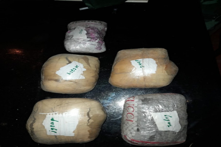 Sərhəddə ələ keçirilən narkotiklər