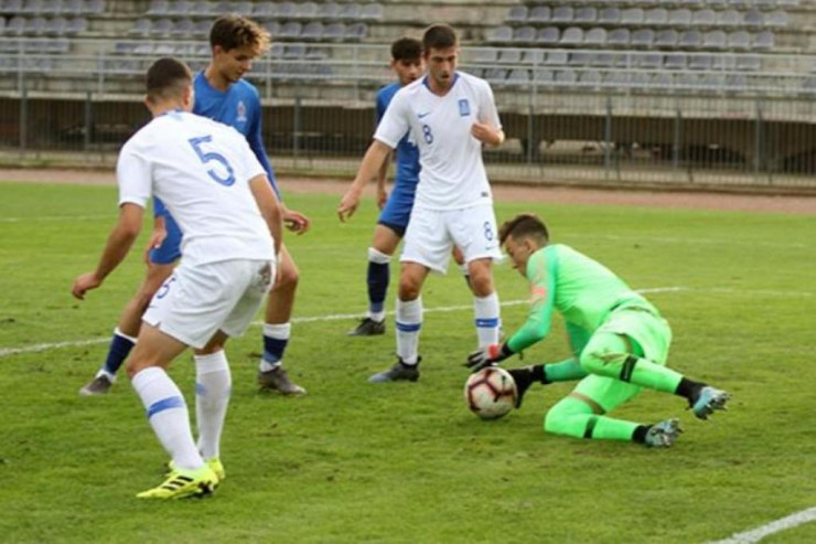 Millimizə İspaniyadan futbolçu çağırıldı