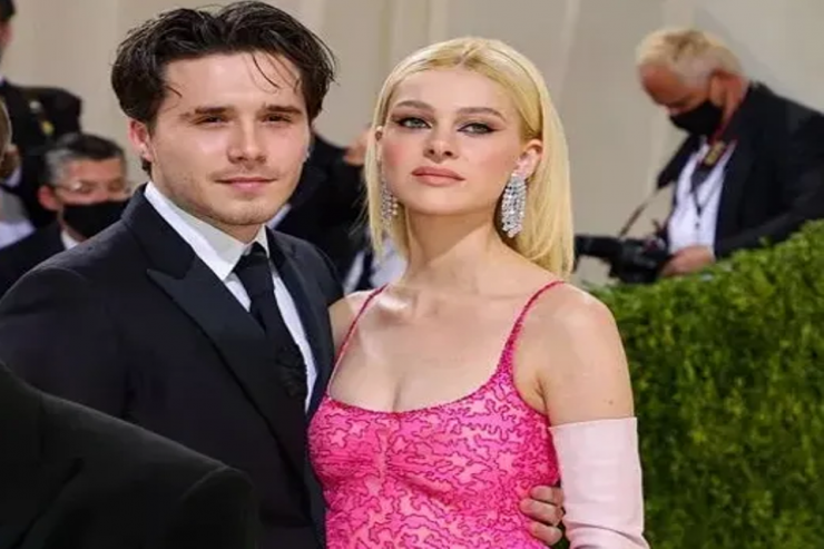 Əfsanəvi futbolçunun oğlu evlənir