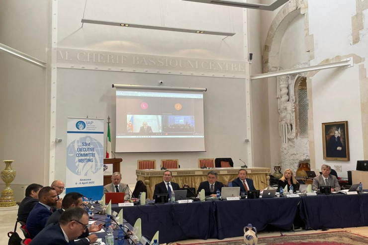 Beynəlxalq iclasdan foto