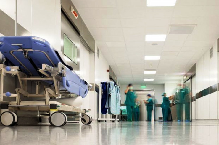 Azərbaycanlı kişi müğənni ƏMƏLİYYAT OLUNDU  - FOTO