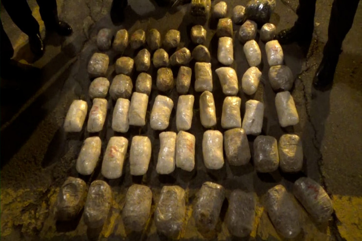 Ələ keçirilən narkotiklər