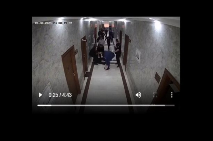 Şöbədə arvadını güllələyən polisin tutulma anının VİDEOSU 