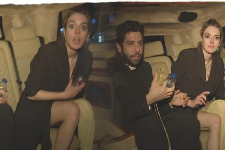 Məşhur aktrisa yeni sevgilisi  ilə görüntüləndi - VİDEO 