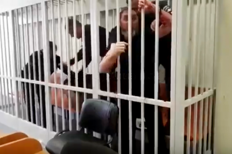 Azərbaycanlı iş adamlarını öldürənlərin məhkəməsində  QAN DÜŞDÜ 