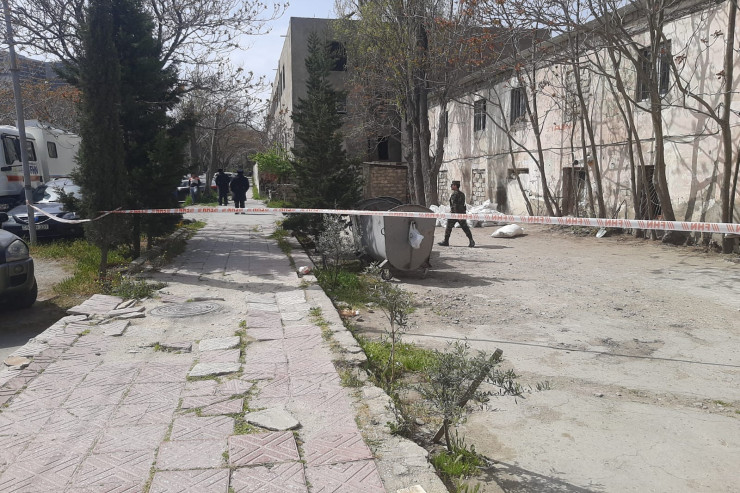 Nəşriyyatın ətrafı