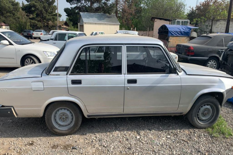 Qəza törədən avtomobil