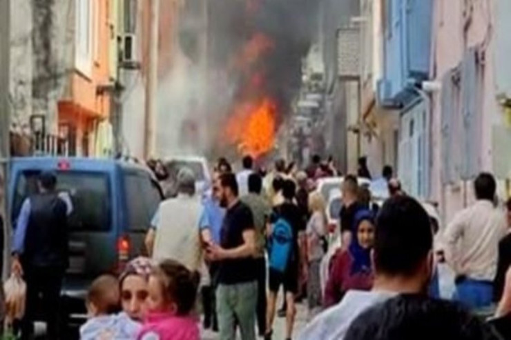 Türkiyədə  təyyarə qəzası:   Ölənlər var - VİDEO 