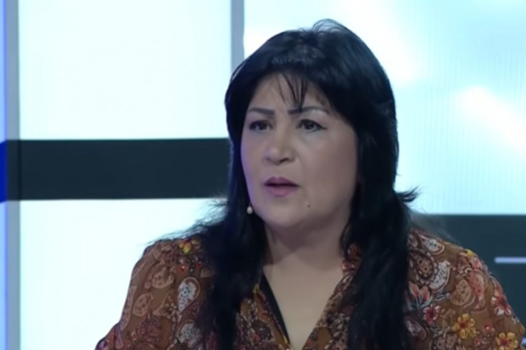 "Yaxşı qadın özünü kişiyə döydürməz"-  Qalmaqallı açıqlama 