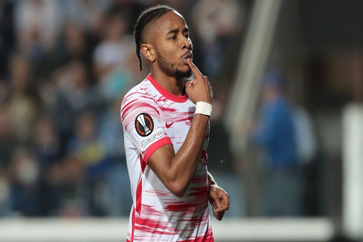 Bundesliqada mövsümün futbolçusu  məlum oldu 