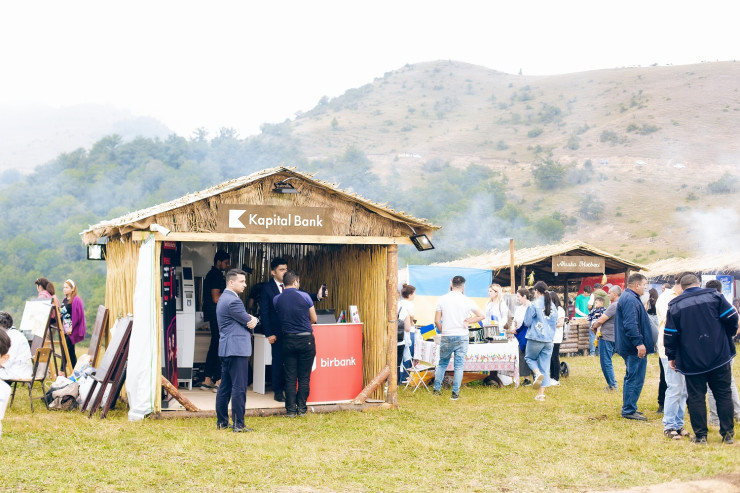 ® Kapital Bank II Milli Yaylaq Festivalında iştirak edib