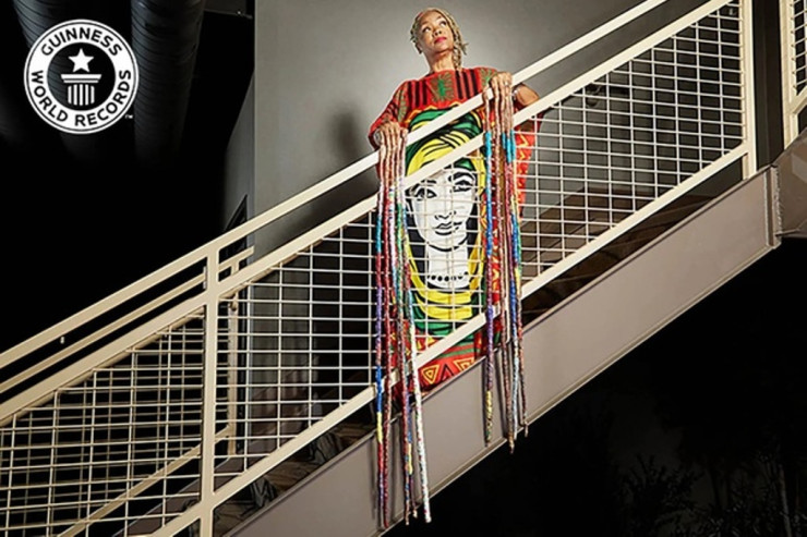 Dırnaqlarının uzunluğu 13 metri keçdi - 25 illik əziyyət... 