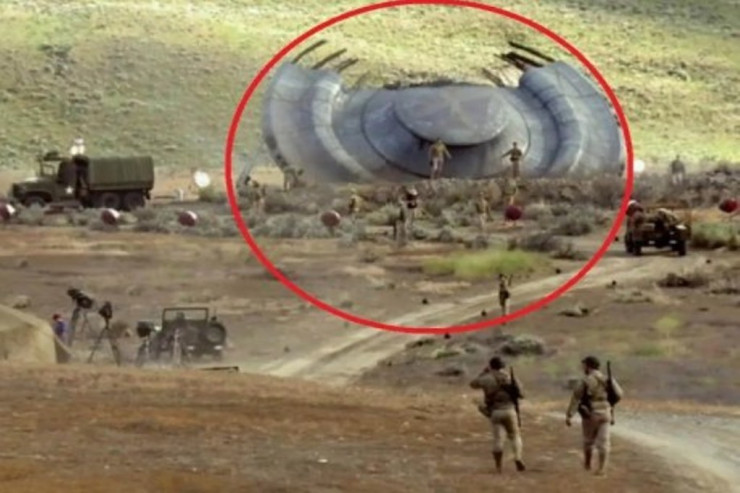 Hindistanda  “uçan boşqab”  vuruldu