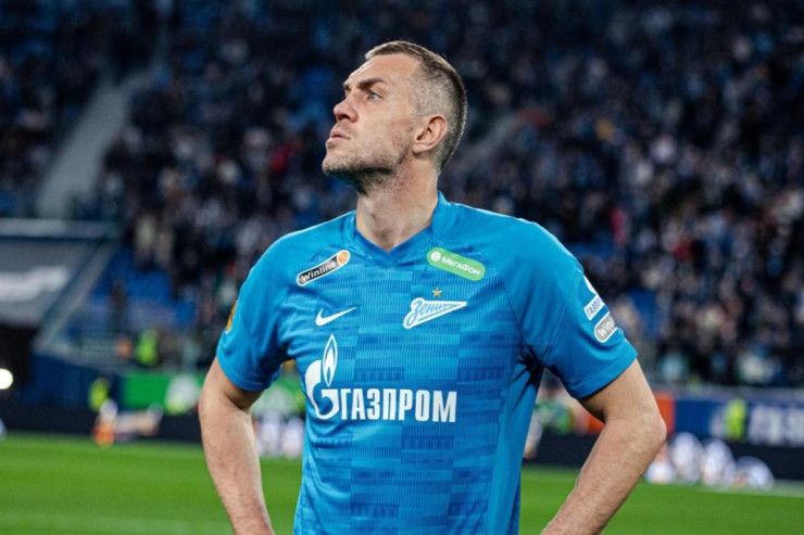 Türkiyə klubu Dzyubaya  müqavilə təklif etdi 