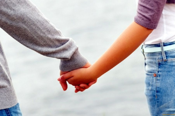 Azərbaycanda 16 yaşlı qız QOŞULUB QAÇDI:  qayıtmaq istəmir...