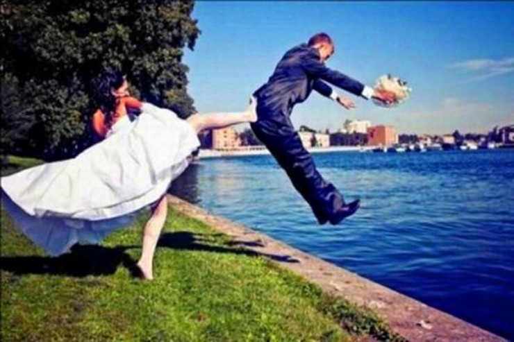 Boşanmağa külli miqdarda pul xərclədilər  GÖRÜN NƏYƏ ƏL ATDILAR? 