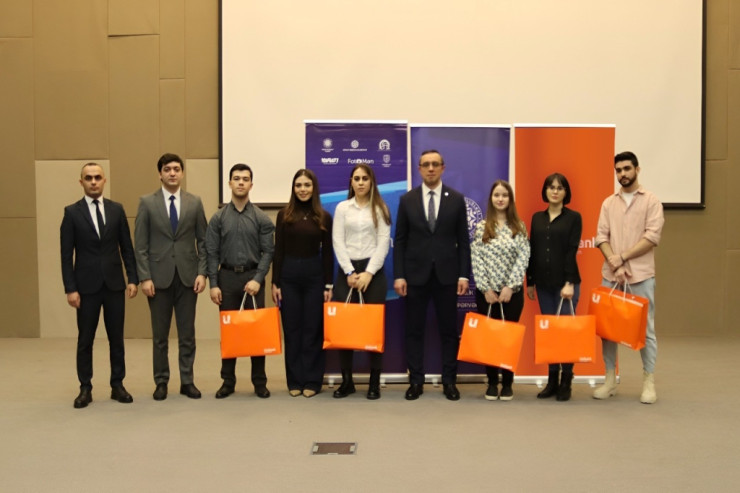 "Unibank" özünüməşğulluq layihəsi çərçivəsində daha 5 nəfərə avadanlıq təqdim edib® 