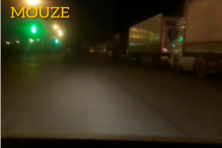 İrandan Azərbaycana gələn yük maşınlarının böyük növbəsi yaranıb - VİDEO 