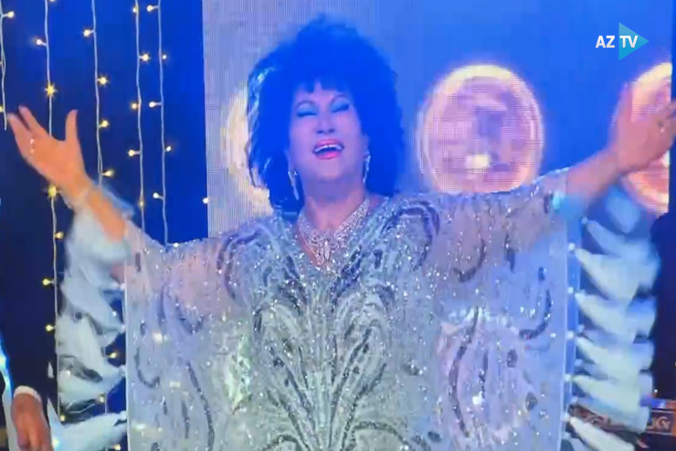 Zeynəb Xanlarova  illər sonra oxudu   kadrarxası  GÖRÜNTÜLƏR  