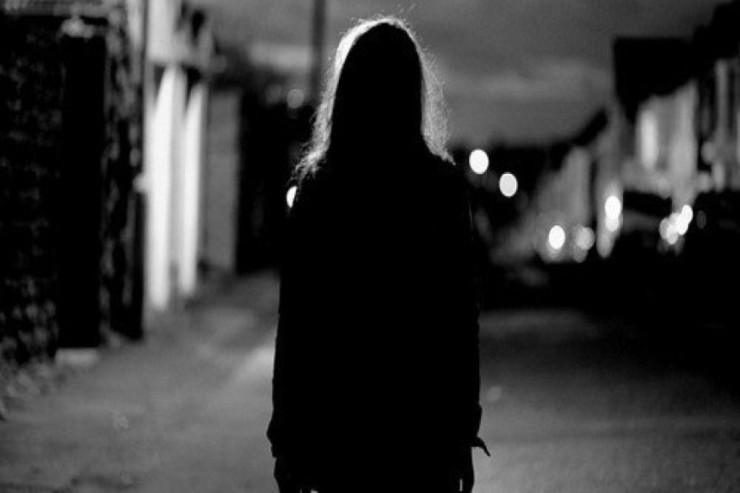 Azərbaycanda 18 yaşlı qız külli miqdarda pul və qızılla YOXA ÇIXDI 