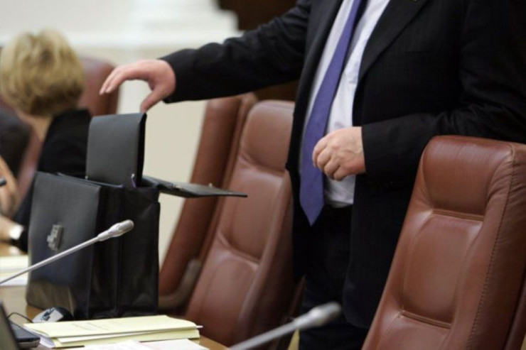 Prezident Gömrük Komitəsinin 2 müavinini İŞDƏN ÇIXARDI 