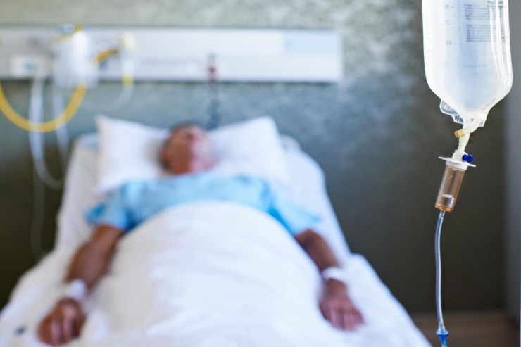 Azərbaycanda 51 gün komada qalan müəllim öldü - FOTO 