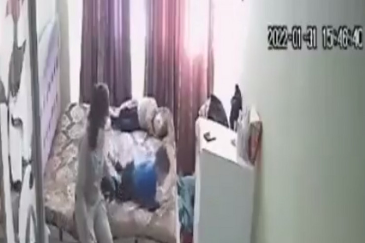 Uşağa şprislə işgəncə verən dayə POLİSƏ APARILDI  - YENİLƏNİB 