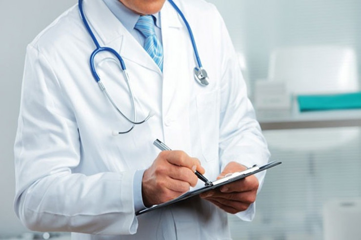 Azərbaycanda baş həkim istefa VERDİ 