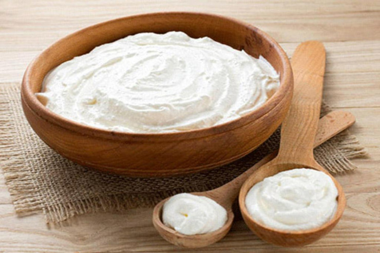 Gürcüstan və Ermənistan arasında qatıq mübahisəsi:  Rusiyaya buraxılmadı