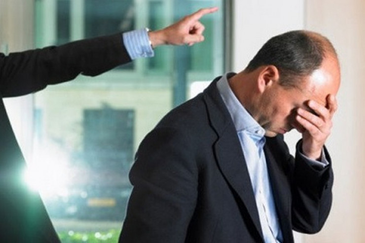 "İrşad Telecom" rəqib şirkətin paylaşımına rəy yazan əməkdaşını İŞDƏN QOVDU 