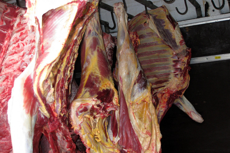 Bakıda maşından 200 kilo  LEŞ ƏTİ   aşkarlandı