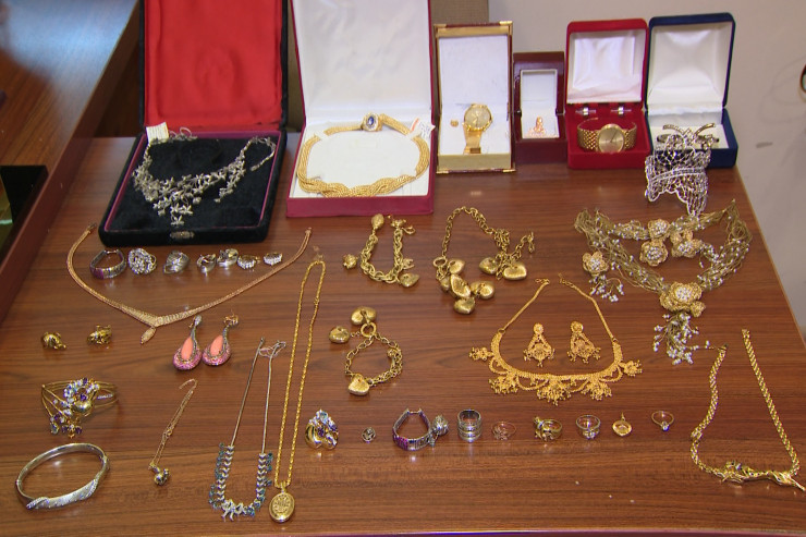 Oğurlanan  qızıllar