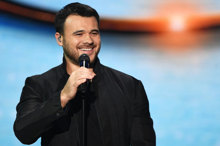 Məşhur reper Emin Ağalarovla  duet oxumaq istəyir 