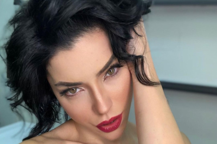 Merve Boluğur