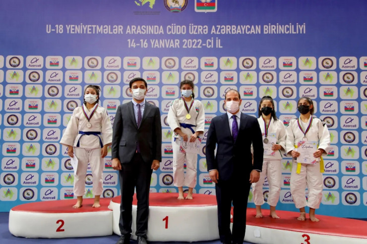 FHN-in idmançıları qələbələr qazandı