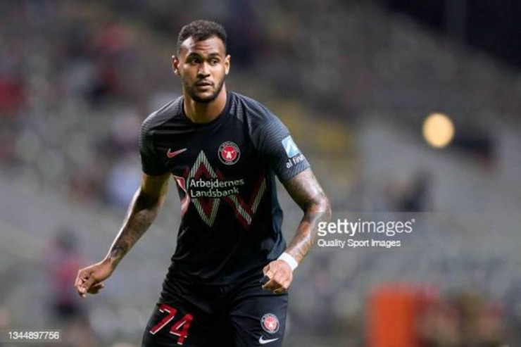 “Qarabağ”  braziliyalı hücumçu   alır?