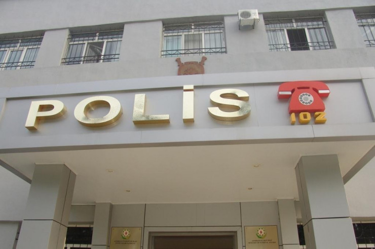 Polis vətəndaşı döyə-döyə şöbəyə aparıb? - RƏSMİ CAVAB 