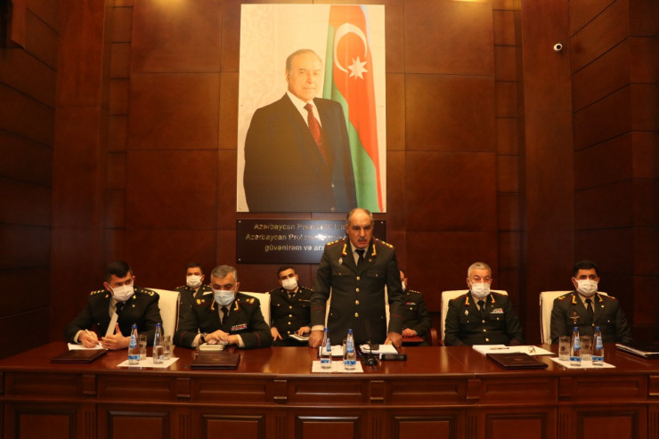 Hərbi Prokurorluğun 6 işçisi məsuliyyətə cəlb olundu