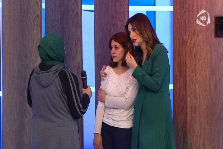 İtkin qız hamilə olduğunu açıqladı, anası İNANMADI -  VİDEO 