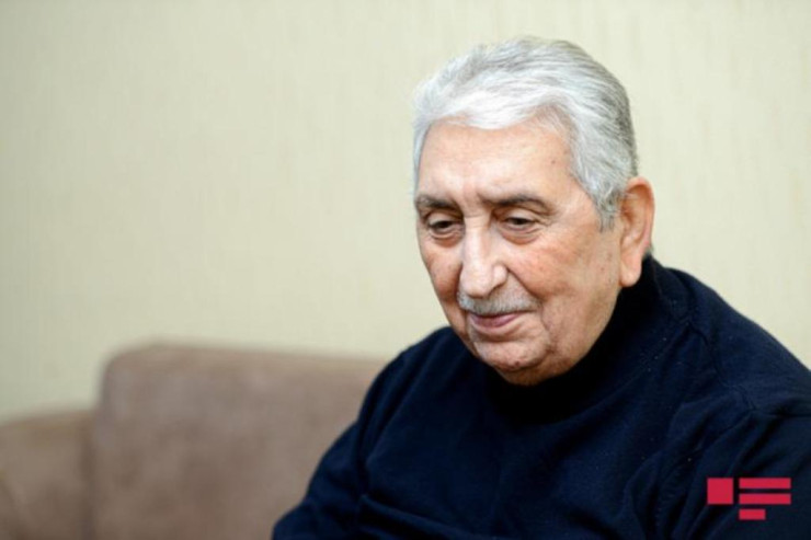 Arif  Babayev rus balasına necə bəy tərifi elədi? - Gülməcələr 