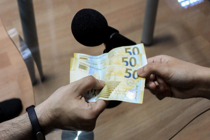 Xəstəxana direktorunu şantaj edən  reket "jurnalist"   tutuldu